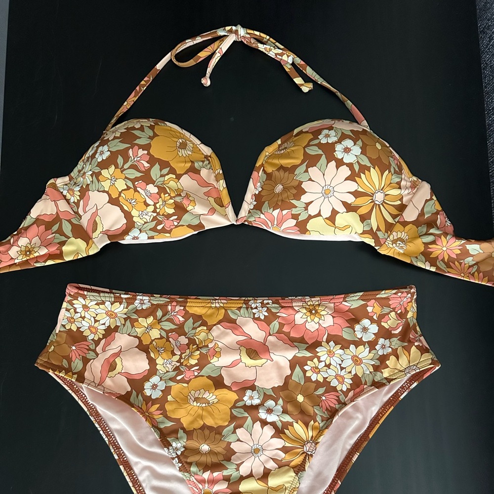Billabong Salty Blonde Back Then 70s Floral Bikini Set